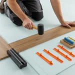 Qual Piso Faz Menos Barulho para Apartamento: Vinílico ou Laminado? 